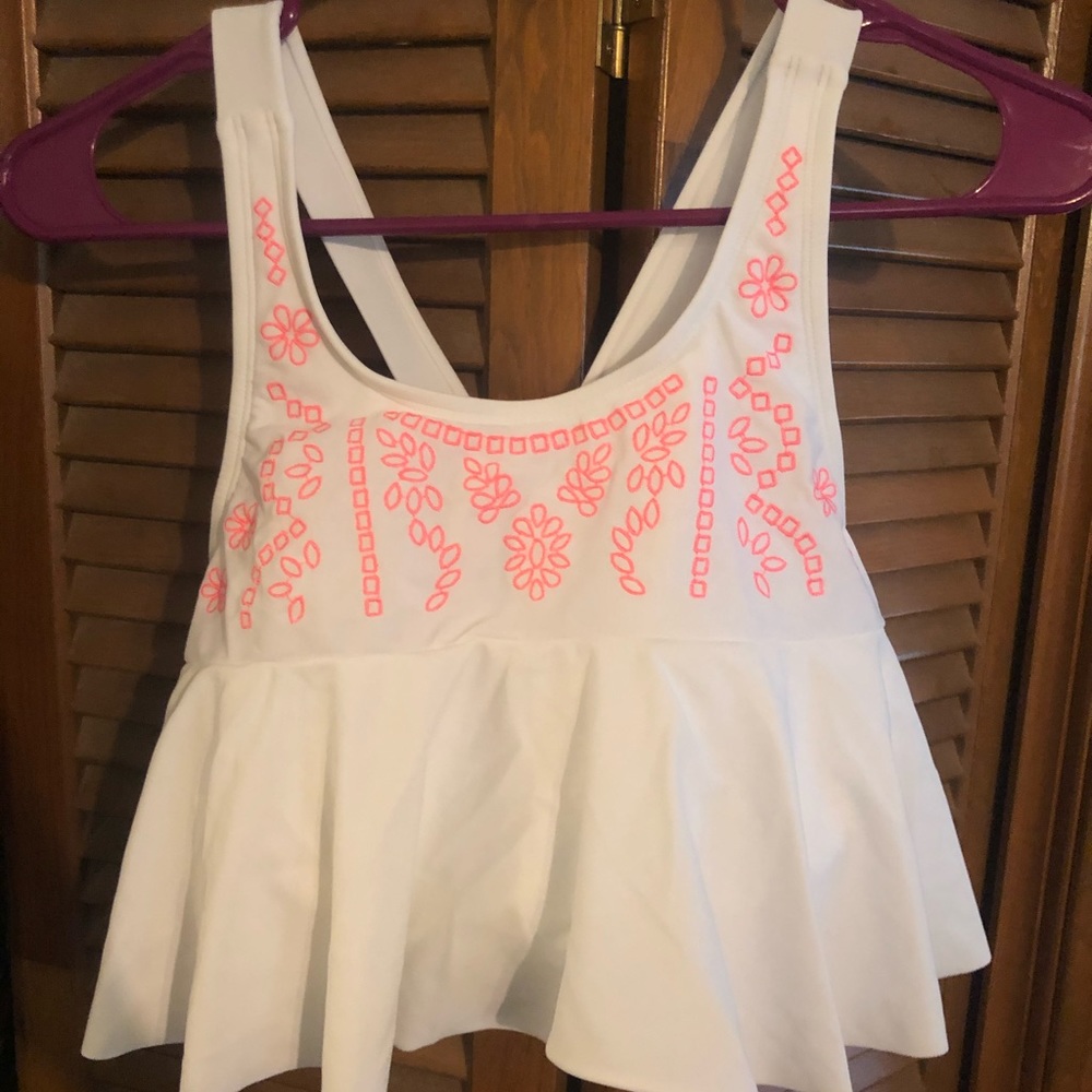 New Xhilaration Size XL swimsuit top